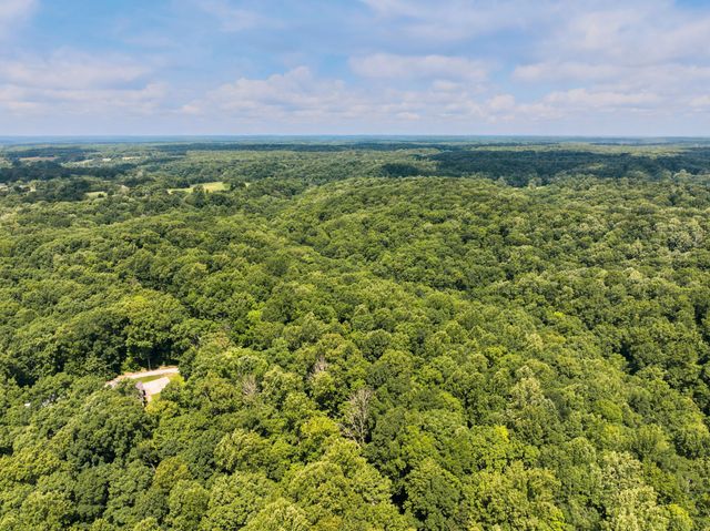 2 Greenbrier Rd, Franklin, TN 37064