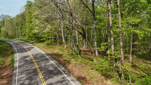 2 Greenbrier Rd, Franklin, TN 37064