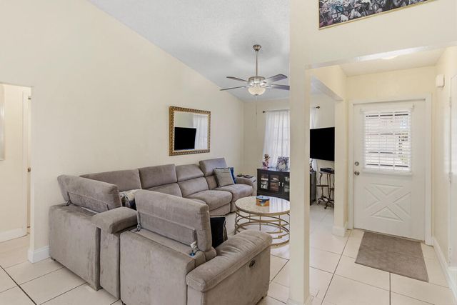 2363 SE Breckenridge Circle, Port St. Lucie, Port St Lucie, FL 34952