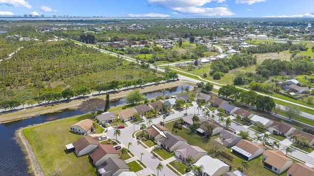 2363 SE Breckenridge Circle, Port St. Lucie, Port St Lucie, FL 34952