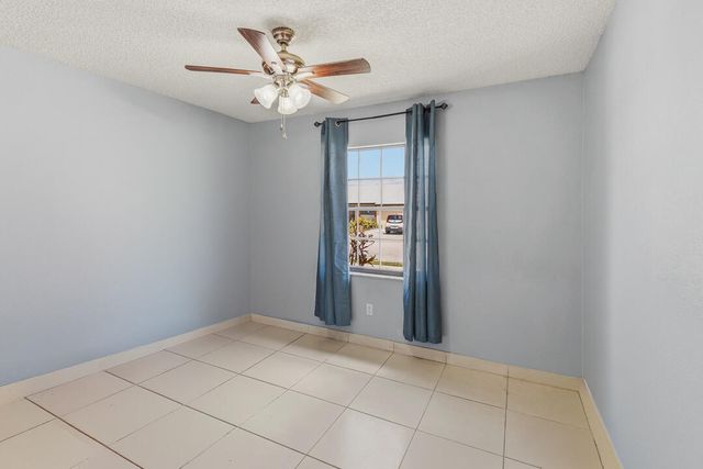 2363 SE Breckenridge Circle, Port St. Lucie, Port St Lucie, FL 34952