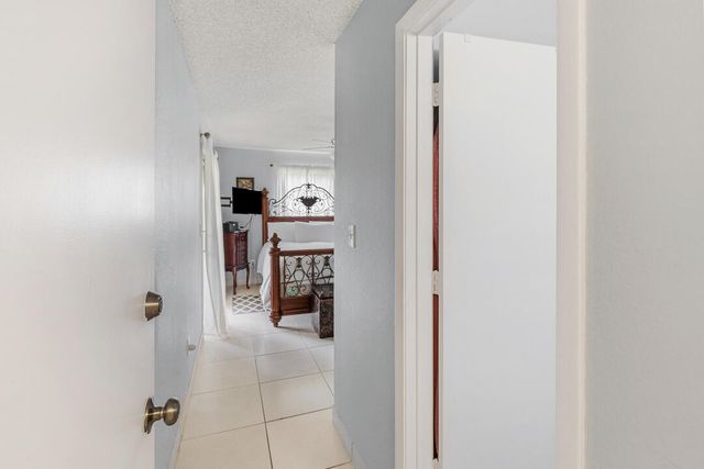 2363 SE Breckenridge Circle, Port St. Lucie, Port St Lucie, FL 34952