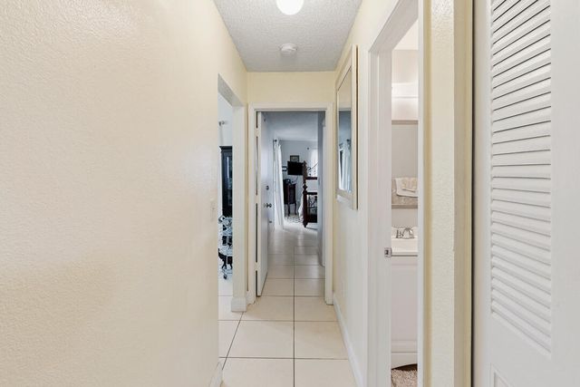 2363 SE Breckenridge Circle, Port St. Lucie, Port St Lucie, FL 34952