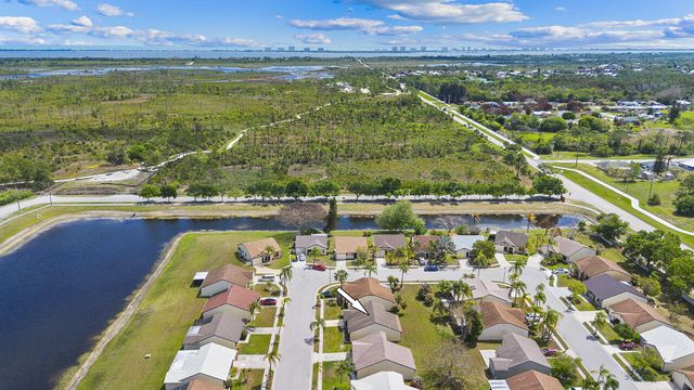 2363 SE Breckenridge Circle, Port St. Lucie, Port St Lucie, FL 34952