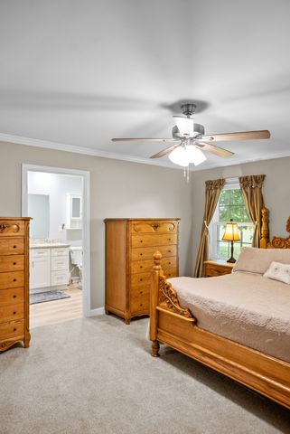 1364 Country Club Rd, Sparta, TN 38583