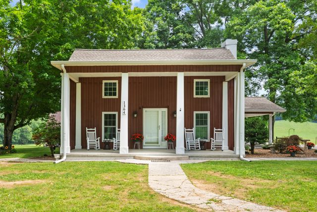 1364 Country Club Rd, Sparta, TN 38583