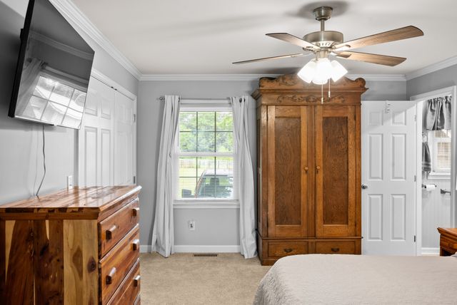 1364 Country Club Rd, Sparta, TN 38583