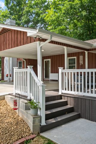 1364 Country Club Rd, Sparta, TN 38583