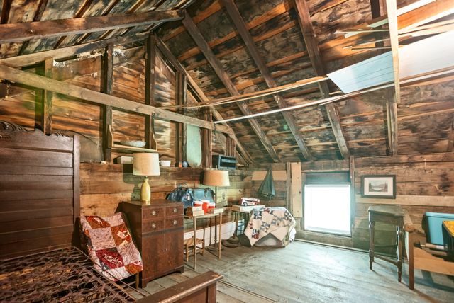 1364 Country Club Rd, Sparta, TN 38583