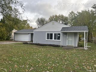 37176 Garvin Street, Clinton Township, MI 48036