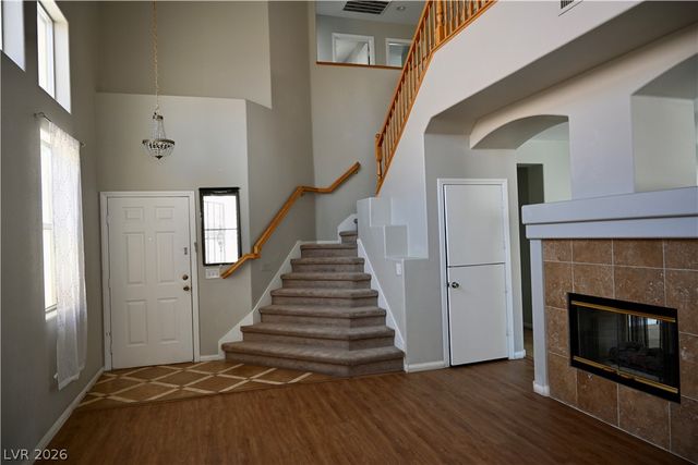 8829 Kingswood Drive, Las Vegas, NV 89147