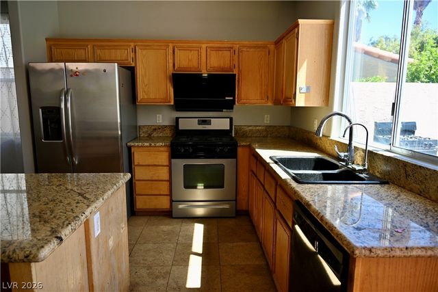 8829 Kingswood Drive, Las Vegas, NV 89147