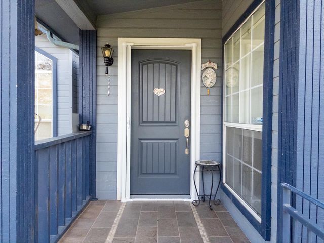 38075 Willowood Lane, Yokuts Valley, CA 93675