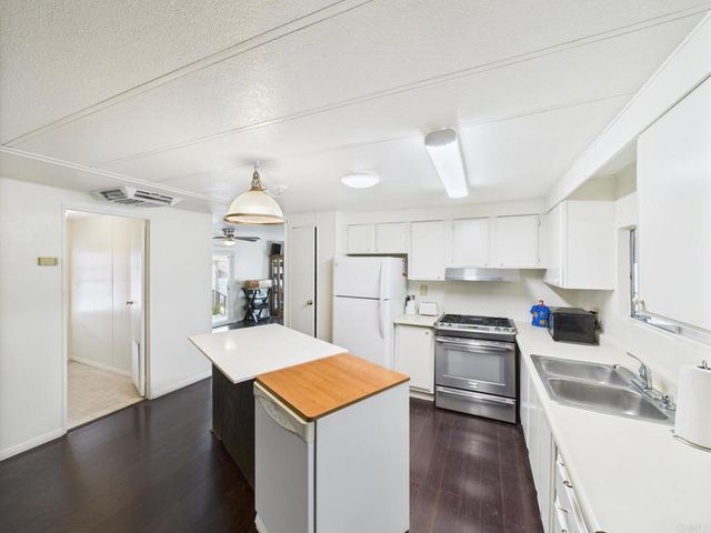 13460 Hwy 8 Business 124, Lakeside, CA 92040