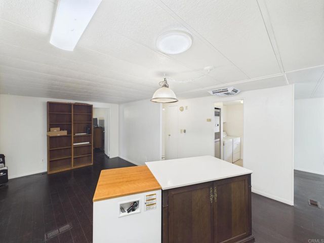 13460 Hwy 8 Business 124, Lakeside, CA 92040