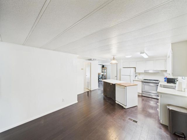 13460 Hwy 8 Business 124, Lakeside, CA 92040