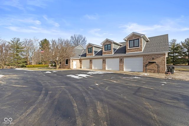 5911 N 400 W, Bargersville, IN 46106