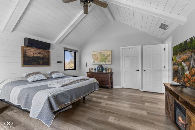 5911 N 400 W, Bargersville, IN 46106