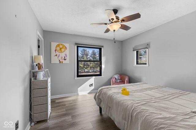 5911 N 400 W, Bargersville, IN 46106