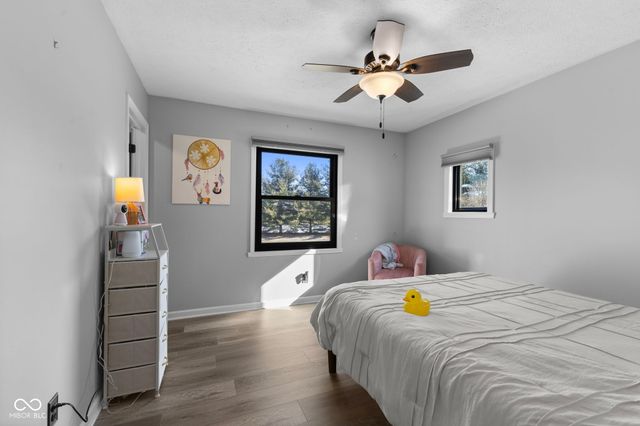 5911 N 400 W, Bargersville, IN 46106