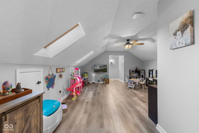 5911 N 400 W, Bargersville, IN 46106