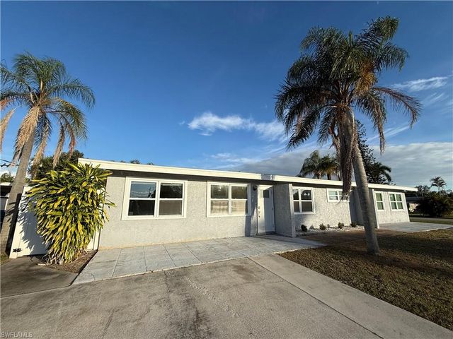 6675 Fiesta WAY, Fort Myers, FL 33919