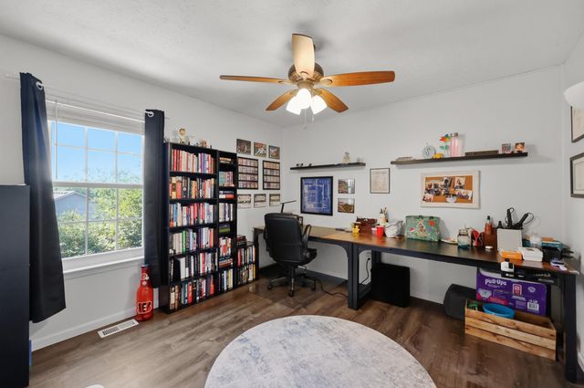 2617 Michelle Park, Lexington, KY 40511