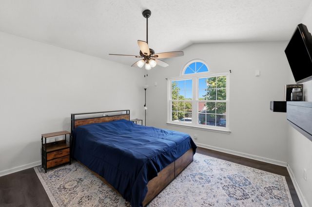2617 Michelle Park, Lexington, KY 40511