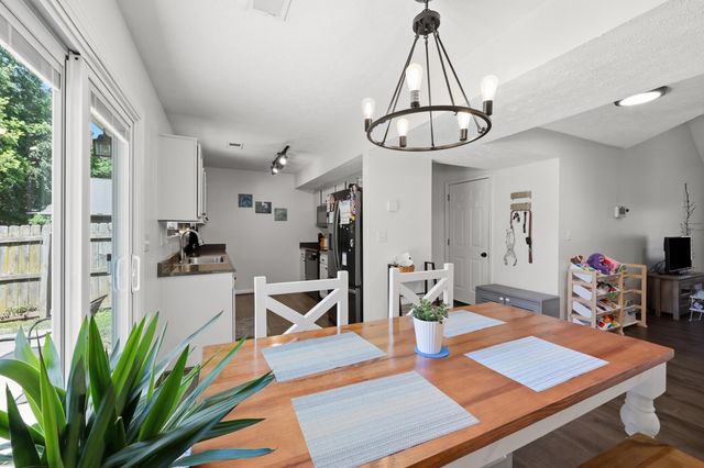 2617 Michelle Park, Lexington, KY 40511
