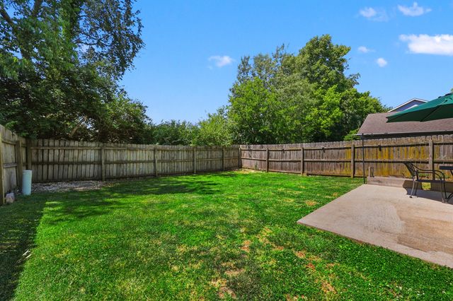 2617 Michelle Park, Lexington, KY 40511