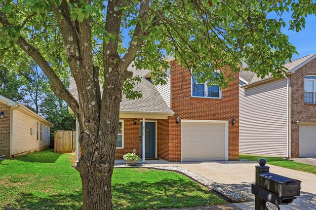 2617 Michelle Park, Lexington, KY 40511