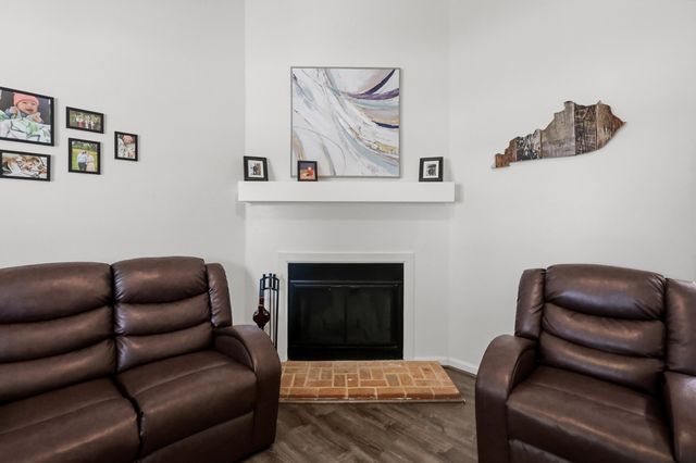 2617 Michelle Park, Lexington, KY 40511