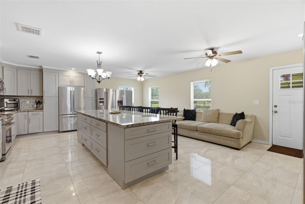 Image 13 of property listing at 5730 ANNA DRIVE, Tampa, FL 33610