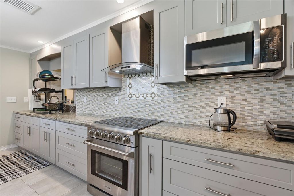 Image 17 of property listing at 5730 ANNA DRIVE, Tampa, FL 33610