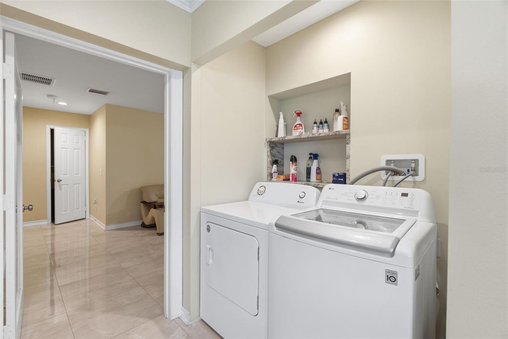 Image 18 of property listing at 5730 ANNA DRIVE, Tampa, FL 33610