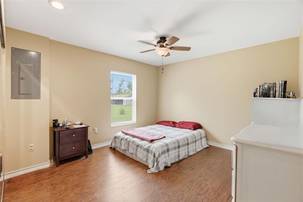 Image 23 of property listing at 5730 ANNA DRIVE, Tampa, FL 33610