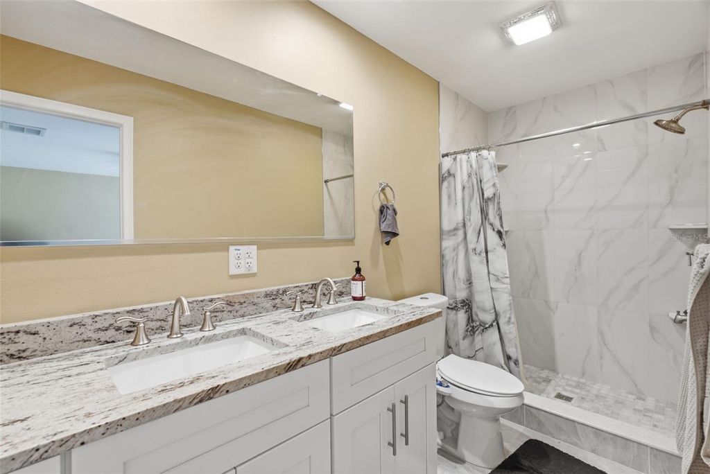 Image 25 of property listing at 5730 ANNA DRIVE, Tampa, FL 33610