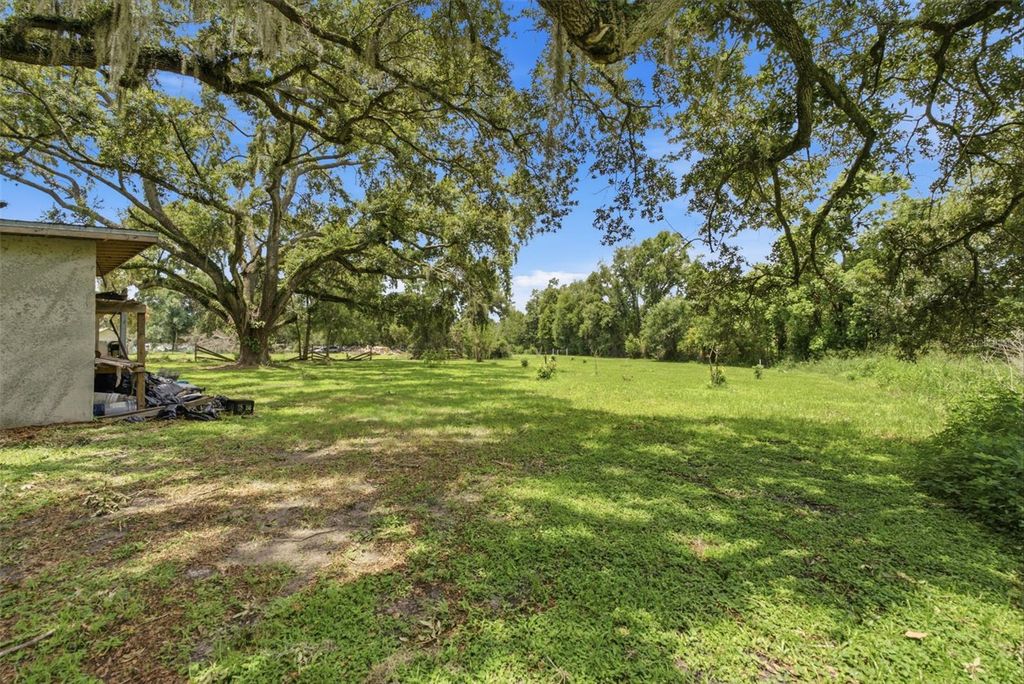 Image 31 of property listing at 5730 ANNA DRIVE, Tampa, FL 33610