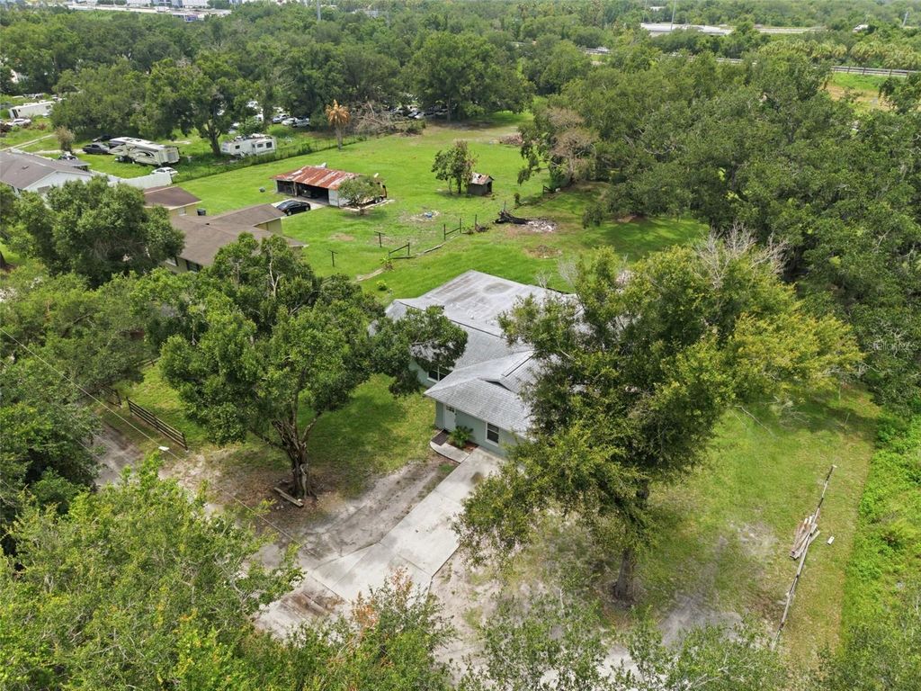 Image 36 of property listing at 5730 ANNA DRIVE, Tampa, FL 33610