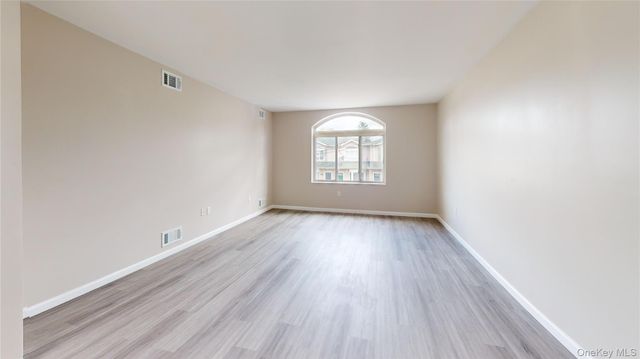 109 Lyceum Court, Staten Island, NY 10310