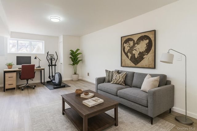 109 Lyceum Court, Staten Island, NY 10310