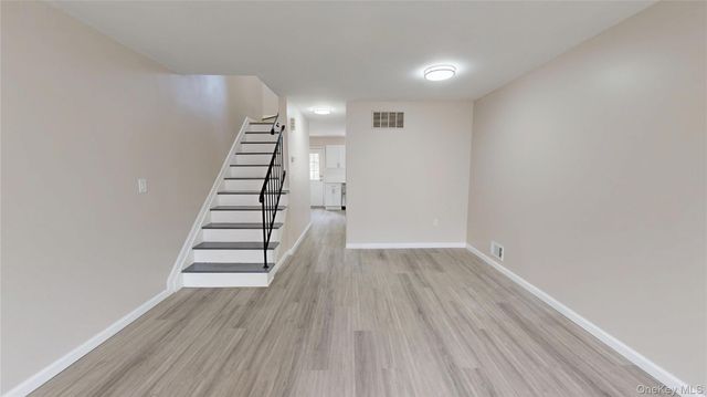 109 Lyceum Court, Staten Island, NY 10310