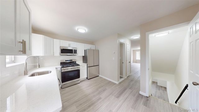 109 Lyceum Court, Staten Island, NY 10310