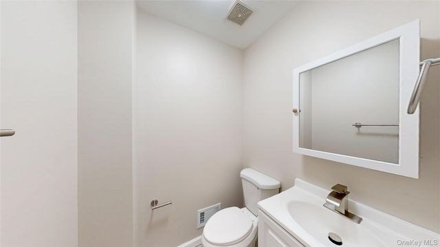 109 Lyceum Court, Staten Island, NY 10310