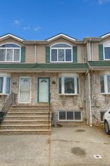 109 Lyceum Court, Staten Island, NY 10310