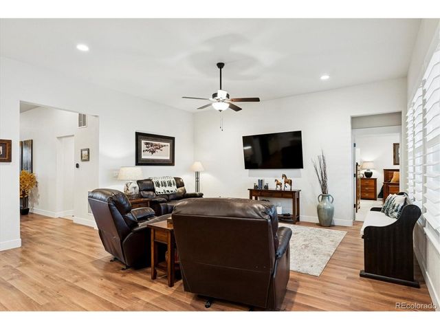 21866 E Swallow Pl, Aurora, CO 80016