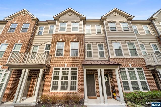 69 Arnold Drive 5810, Wood Ridge, NJ 07075