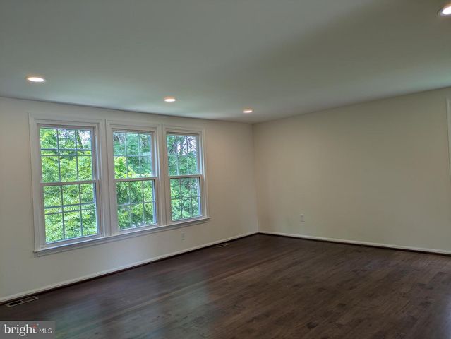 14314 WATERY MOUNTAIN CT, Centreville, VA 20120