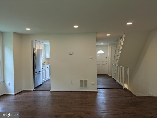 14314 WATERY MOUNTAIN CT, Centreville, VA 20120
