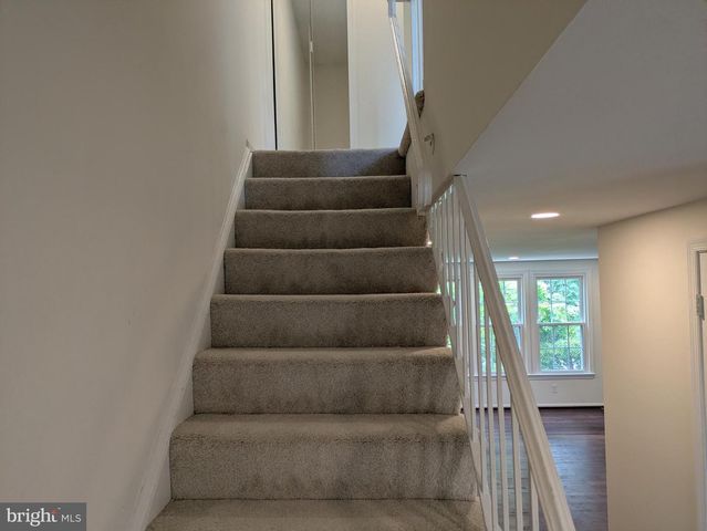 14314 WATERY MOUNTAIN CT, Centreville, VA 20120